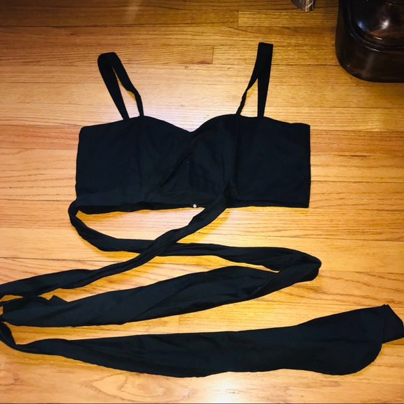 Black Crop Top Sz L - Picture 1 of 5